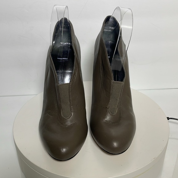 Ankle boots size 9B see pictures please - Picture 4 of 9